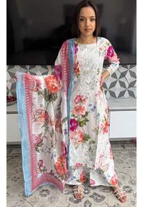 Nuevo diseño paquistaní Salwar Kameez vestidos de césped para mujeres bordado personalizado Shalwar Kameez vestido de ropa informal - Product Image 5