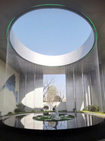 Cortina de lluvia moderna de acero inoxidable para decoración de fuente de pared elegante con función de agua interior de Hotel