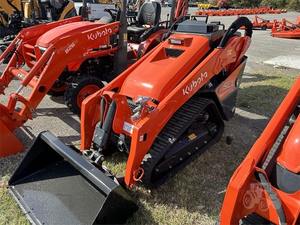 Minicargadora de dirección deslizante Kubota SCL1000 2025, la mejor cargadora de fuerza pequeña con bomba de cojinete de motor fuerte y caja de cambios - Product Image 6