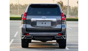 Pour Prado GCC 2022 4x4 SUV AWD Essence Sièges en cuir 5 places ACC Régulateur de vitesse Transmission automatique - Product Image 2