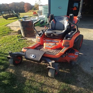 Achetez aujourd'hui une tondeuse à gazon Kubota ZD1011 Zeo pour des performances fiables, une construction robuste et une finition impeccable, idéale pour les grandes pelouses. - Product Image 6