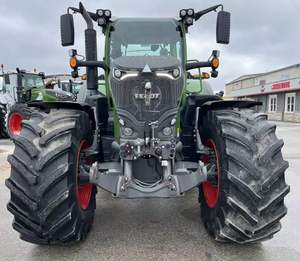 Tractor usado 2023 Fendt 724 VARIO - Product Image 3