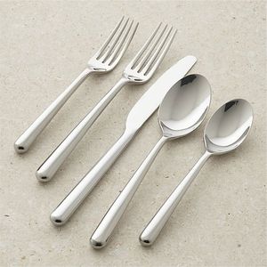Juego de Cubiertos de Metal Duradero con Acabado Pulido, Ideal para Uso Diario en Hogares, Restaurantes, Hoteles y Eventos Especiales de Celebración - Product Image 4
