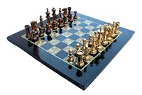 Ensemble de plateau de jeu d'échecs-fait de marbre noir et de pièces en laiton (15 "X 15")