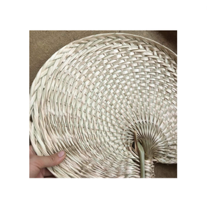 Éventail à main en bambou Oasis vert Styles vietnamiens à la mode et tropicaux/Éventail en bambou tissé Vietnam pour décor-Caryln - Product Image 6