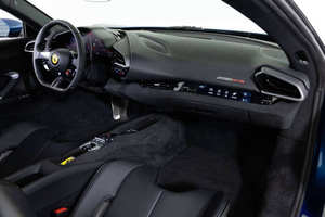 รถสปอร์ตไฮบริด V6 ทวินเทอร์โบ ปี 2024 ภายในห้องโดยสารหุ้มหนังพรีเมียม พร้อมเทคโนโลยีช่วยขับขี่ทันสมัย นำเข้าจากญี่ปุ่นอย่างสมบูรณ์แบบ - Product Image 6