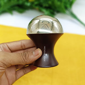 100% ไม้กายสิทธิ์อายุรเวทแบบดั้งเดิมเครื่องมือจับฝ่ามือขนาดเล็กสำหรับนวดตัวใบหน้าโดยตรงจากบริษัทผู้ผลิตรายใหญ่ที่สุด - Product Image 4