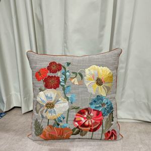 Fundas de Almohada y Cojines Modernos 100% Algodón con Bordado 3D y Cierre de Cremallera, Diseño de Celebridades para Uso en el Hogar y Hoteles - Product Image 2