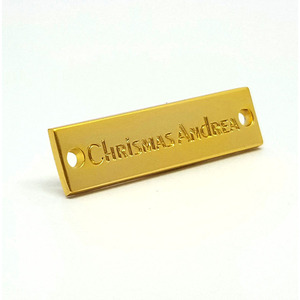 Étiquette de vêtement en alliage de zinc à coudre, taille personnalisée, rectangulaire, plaquée, bord découpé au laser, étiquette métallique à transfert thermique pour vêtement - Product Image 5