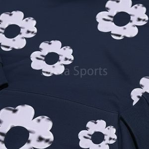 Prix de gros, vêtements décontractés pour hommes, ensemble de survêtement en denim déchiré, sweat-shirt à capuche en polaire à blocs de couleur et pantalon de survêtement - Product Image 6