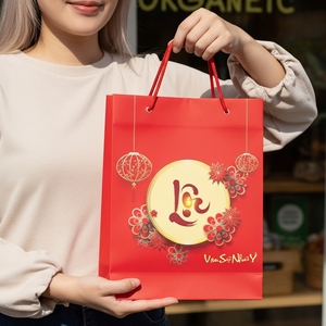 Bolsas de papel ecológicas de Vietnam para embalaje de regalo y decoración de Año Nuevo Lunar Impresión de logotipo personalizado Tamaño personalizable al por mayor - Product Image 6