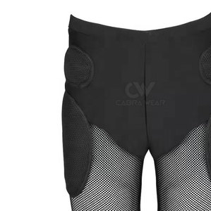 Pantalones cortos de motorista de cuero transpirable de peso ligero Ropa de carreras de motocicletas y automóviles de secado rápido de Pakistán Desgaste de CABRA personalizable - Product Image 4