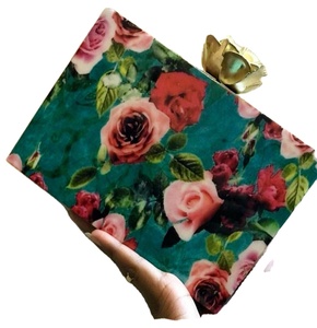 Escultura de Resina Pintada a Mano para Bodas Indias, Escultura con Forma Personalizada, Patrón de Escultura para Regalos Empresariales, Artesanías Galore (India) - Product Image 2