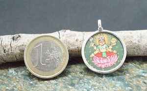 Lakshmi Lord Pendentif en argent 925 artisanal à motifs floraux Style bohème indien pour mariage Fiançailles Cadeau en verre encadré - Product Image 6