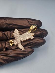 จี้เพชรโมอิสซาไนต์ VVS ทำมือ ประดับเพชรเต็มตัว สไตล์ฮิปฮอป ดีไซน์รูปนกอินทรีระยิบระยับ ทำจากเงินแท้ 925 เครื่องประดับหรูหรา ราคาประหยัด - Product Image 4