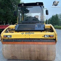 Rouleau compresseur BOMAG BW203 d'occasion, poids de travail 13 tonnes, double tambour, compacteur vibrant, modèle 2023, d'origine allemande, pour grandes constructions