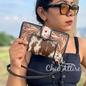 กระเป๋าคลัทช์หนังวัวสำหรับผู้หญิงกระเป๋าคลัทช์ที่ออกแบบมาใหม่มีหลายรูปแบบสำหรับผู้หญิงกระเป๋าสตางค์ตะวันตกดีไซน์ใหม่ - Product Image 1