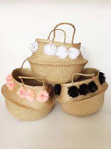 Venta al por mayor personalizable Boho Seagrass Belly Basket con pompones brillante solución de almacenamiento - Product Image 3