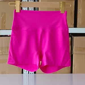 Shorts respirants pour femmes - Product Image 3