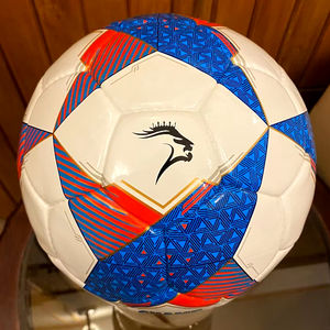 Balón de Fútbol Champ King Profesional para Partido y Entrenamiento - Calidad Premium Hecho en Pakistán - Product Image 1