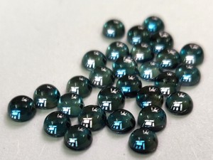 Topaze Bleue Naturelle de Londres Ronde 4mm Cabochon-Lâche Topaze Bleue de Londres Ronde - Product Image 4