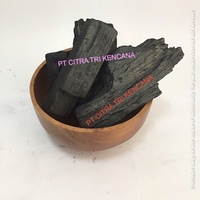 BOIS DUR CHARBON DE BOIS ACACIA ACACIA BOIS DE CHARBON DE BOIS FORT À BASE DE BOIS FABRICATION UTILISATION VENTE À Barnaul Altai Krai RUSIE