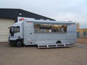 Mobile Food Trailer Food Cart <b>Van</b> trailer Catering Fully Equipped Concession Street Fast Food for Sale - Product Image 2