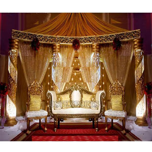 Escenario de media luna moderno profesional para bodas indias Pilares de cristal brillante con tema de cristal dorado Escenario DE BODA abierto - Product Image 1