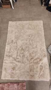 Alfombra de cuero para uso doméstico hecha en Turquía - Product Image 3