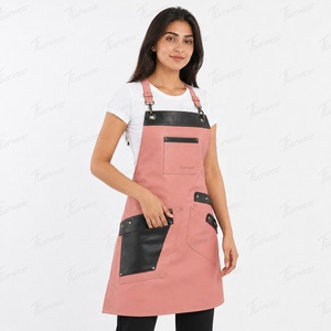 Tablier en cuir rose pour femme avec fermeture à bouton-pression, manches courtes, détection anti-aiguille, accents noirs, plusieurs poches, pour usage en restaurant et bar - Product Image 3