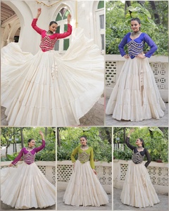 Lehenga choli ผ้าคอตตอนพร้อมกระจกหนาสำหรับผู้หญิงสวมใส่ในโอกาสพิเศษ - Product Image 5