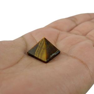 Mini Pirámide de Ojo de Tigre Feng Shui de 10-15 mm, Piedra Preciosa Pequeña para Fuerza, Concentración y Energía Positiva - Product Image 1