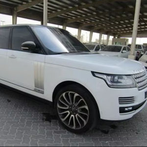 Range Rover Autobiography 2016 disponible à la vente / Disponible à la vente avec faible kilométrage, moteur essence, véhicule d'occasion en excellent état, conduite à gauche - Product Image 1