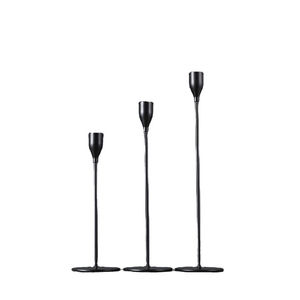 Candelabro para decoración del hogar, portavelas de metal hecho a mano, perfecto para realzar un ambiente cálido y acogedor. - Product Image 1