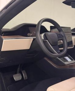 Tesla Model S 2024 de movimiento rápido - Product Image 3