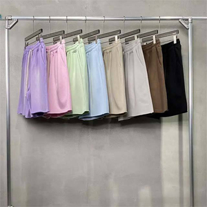 กางเกงขาสั้นผ้าฝ้ายคุณภาพสูงสำหรับฤดูร้อน ลวดลายฟอกสีแบบแอซิดวอช สำหรับผู้ชาย สไตล์ลำลอง พร้อมบริการปรับแต่ง - Product Image 5