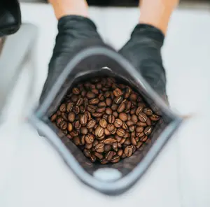 Granos de café tostado árabe natural 100%