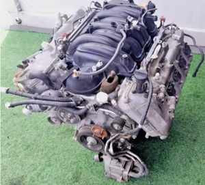 2016-2021 LEXuuuuUS LX570 5.7 V8 3UR-FE ENGINE HEADBLOCK ASSEMBLY - Product Image 1