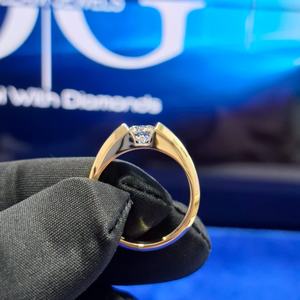 แหวนเพชรทรงโซลิแตร์ ดีไซน์ D GLEAM JEWELS ผลิตด้วยมือจากเพชรเลี้ยงในห้องปฏิบัติการ สีเหลือง ทองคำแท้ 14k ได้รับการรับรองจาก IGI เหมาะสำหรับงานหมั้น งานแต่งงาน และงานเลี้ยง ระดับความสะอาด VVS-VS - Product Image 5