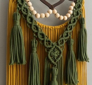 Suspension murale en macramé de lotus, décoration murale pour la maison, événements, couloir, affichage et option de cadeau élégant, fabriqué à la main en Inde - Product Image 6