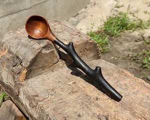 Elegante juego de cucharas de madera maciza marrón, cubiertos pulidos con espejo para restaurantes y hoteles para bodas, hechos en la India - Product Image 6