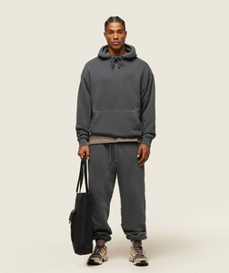 Survêtement surdimensionné délavé à l'acide pour hommes avec logo personnalisé OEM ODM combinaison de jogging confortable en coton mélangé fournie en usine à bas prix quantité minimale de commande - Product Image 1