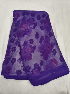 Tissu imprimé numérique en feuille de Georgette pour saris et robes |   Travail de broyage simple |   Frais de port supplémentaires - Product Image 2