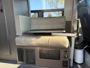 MERCEDES-BENZ SPRINTER 3500 4X4 2017 USADO, Volante a la Izquierda/Derecha - Product Image 3