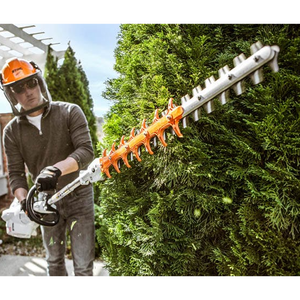 Cortasetos inalámbrico con batería recargable y diseño ligero para un uso fácil - Product Image 1