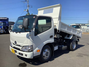 Camioneta Hino Dutro 4WD 2020, 5.3 Long, 3.5 Toneladas, Diésel, Volante a la Derecha, Caja de Cambios Manual, Neumáticos R21, Asientos de Tela, Cámara Trasera - Product Image 3