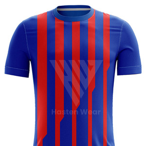 Uniformes de Fútbol Personalizados con MOQ Bajo para Unisex y Precio Económico al por Mayor, Conjunto de Camiseta y Pantalones Cortos de Fútbol - Product Image 4