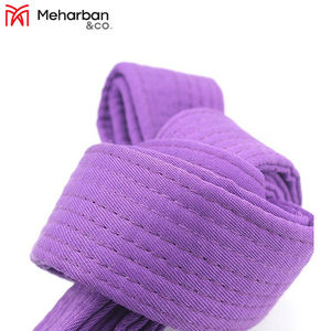 Fabricant en gros OEM ceinture de karaté avec logo personnalisé de haute qualité, couleur avec rayure, ceinture d'arts martiaux en coton pour le karaté - Product Image 2