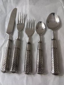 A complete set of cutlery which is used in kitchenware <b>bakeware</b> cookware & dinnerware is available at HHO with the best quality - Product Image 3