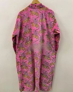 Chaqueta de terciopelo indio Chaqueta larga de invierno Bata de novia Bata de terciopelo Bata de Casa Kimono de terciopelo Regalo para ella - Product Image 2